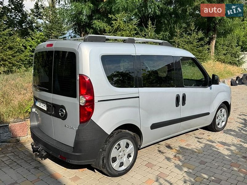 Минивэн Opel Combo 2015 в Житомире