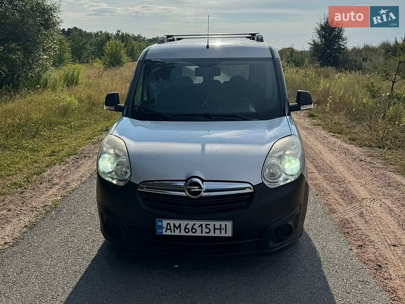 Минивэн Opel Combo 2015 в Житомире