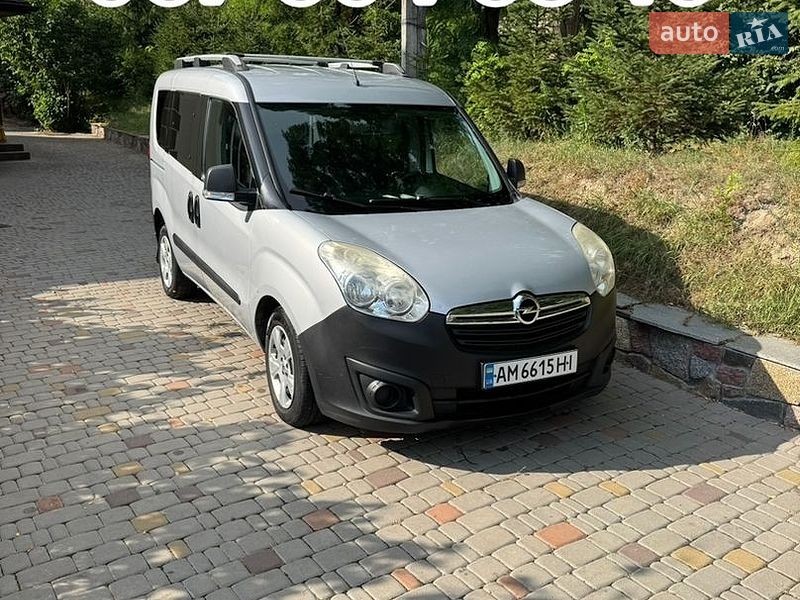 Минивэн Opel Combo 2015 в Житомире