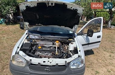 Минивэн Opel Combo 2000 в Новояворовске
