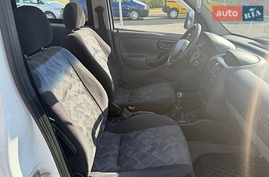 Мінівен Opel Combo 2003 в Рівному