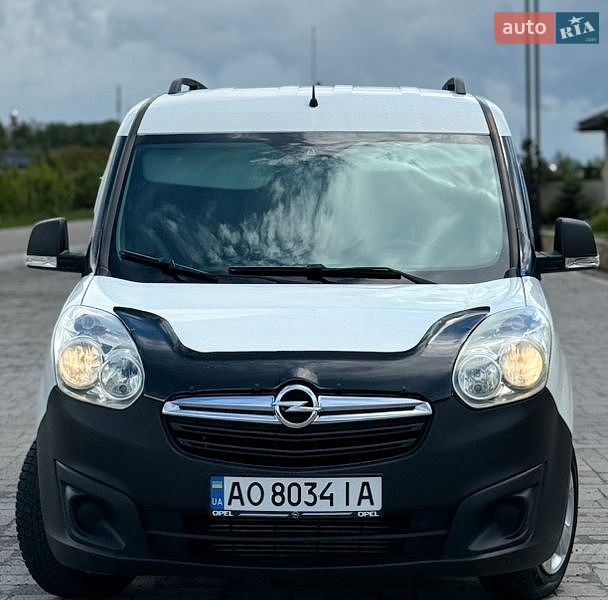 Мінівен Opel Combo 2012 в Хусті