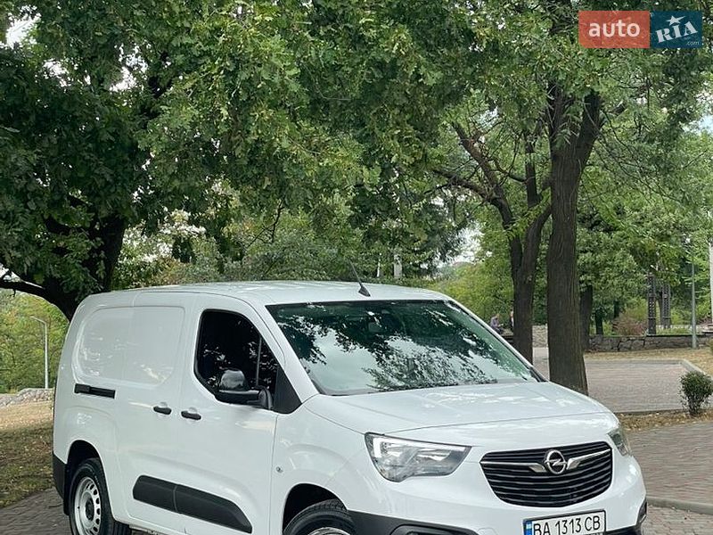 Opel Combo 2024