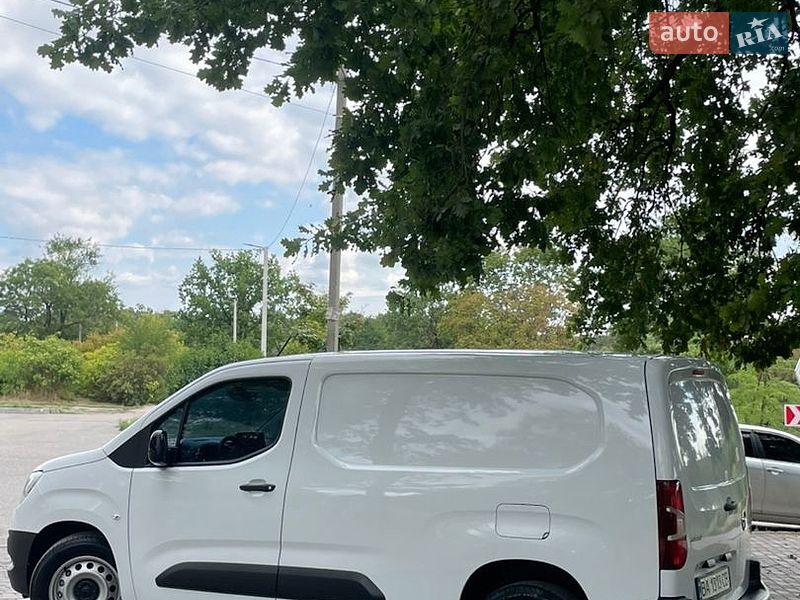 Вантажний фургон Opel Combo 2024 в Кропивницькому