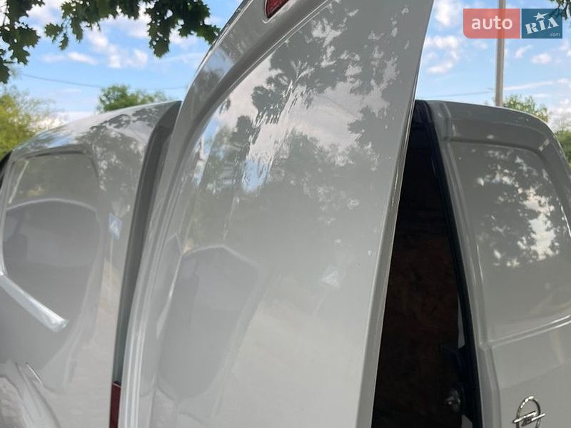 Вантажний фургон Opel Combo 2024 в Кропивницькому
