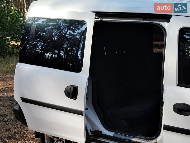 Минивэн Opel Combo 2004 в Черкассах