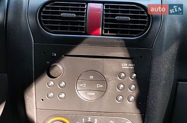 Минивэн Opel Combo 2004 в Черкассах