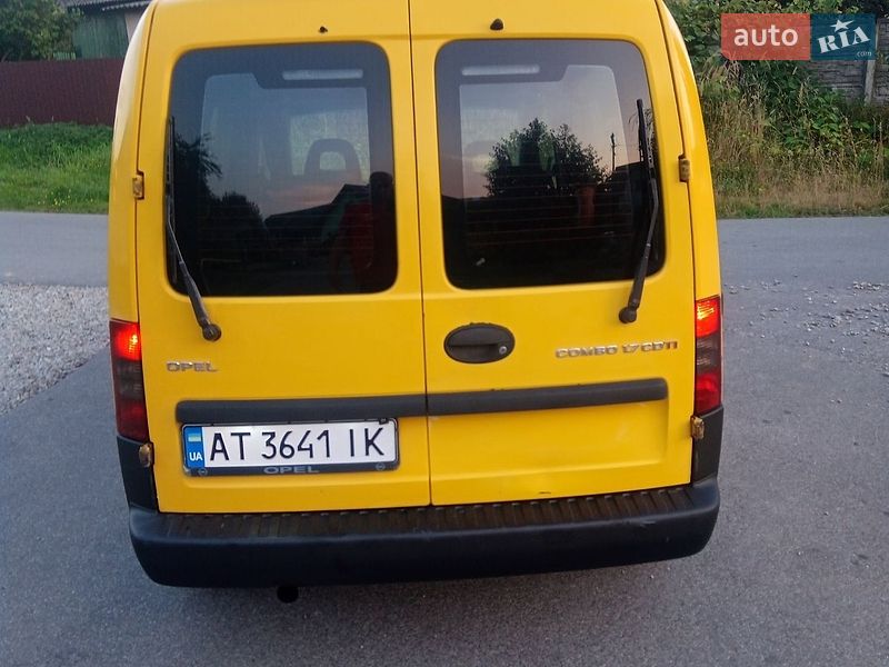 Мінівен Opel Combo 2006 в Івано-Франківську