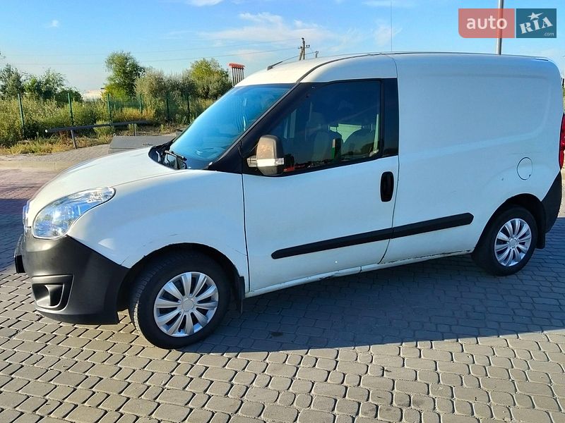 Грузовой фургон Opel Combo 2013 в Днепре