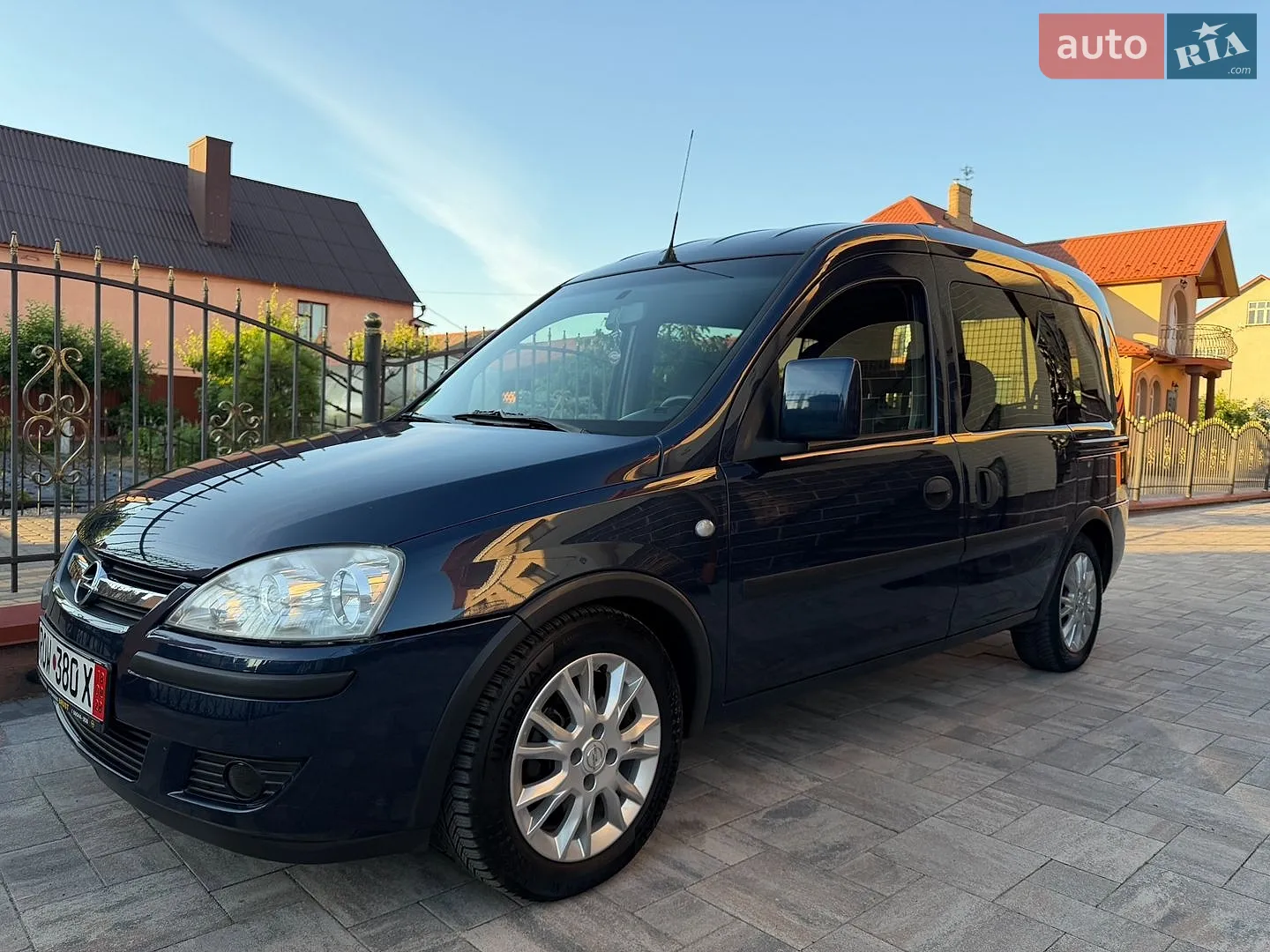 2010 Opel Combo - мініатюра 18