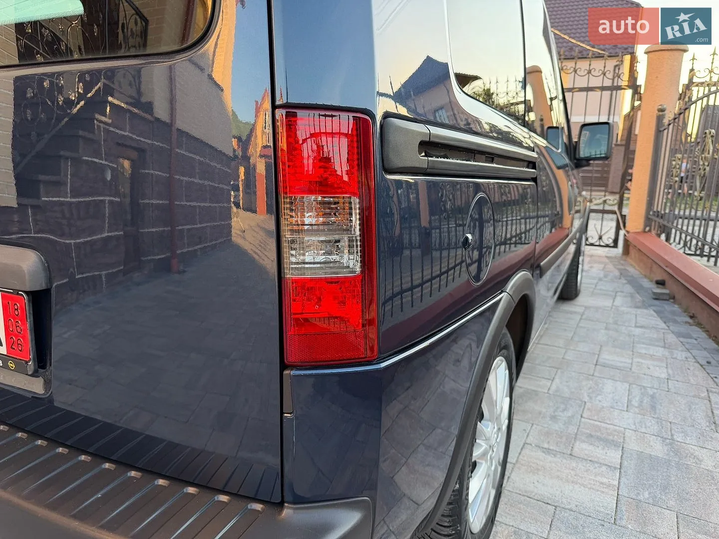 2010 Opel Combo - мініатюра 24