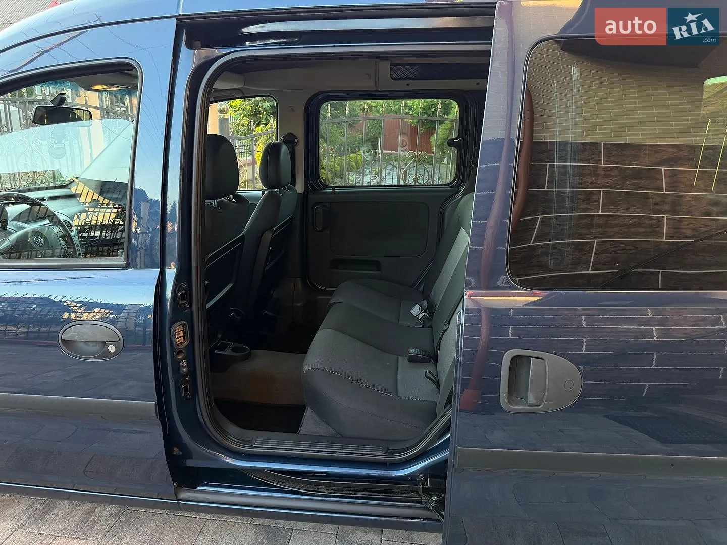 2010 Opel Combo - мініатюра 43