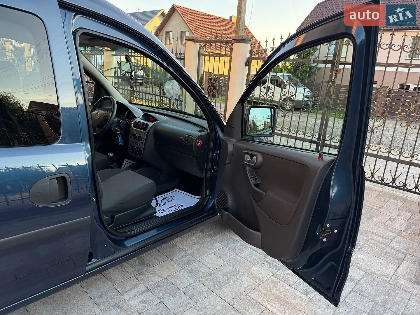 2010 Opel Combo - мініатюра 46