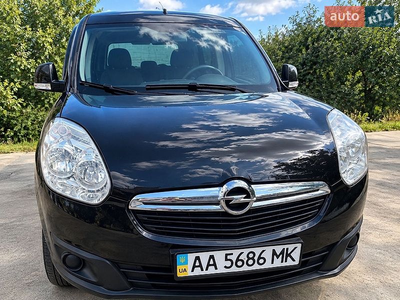 Opel Combo 2012