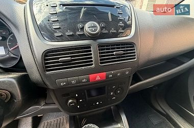 Мінівен Opel Combo 2012 в Умані