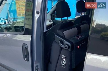Мінівен Opel Combo 2012 в Києві