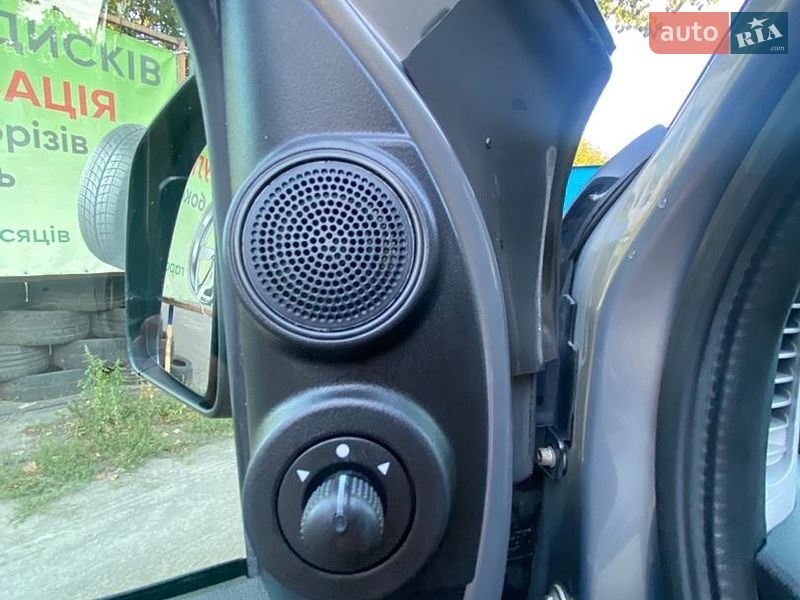 Мінівен Opel Combo 2012 в Києві