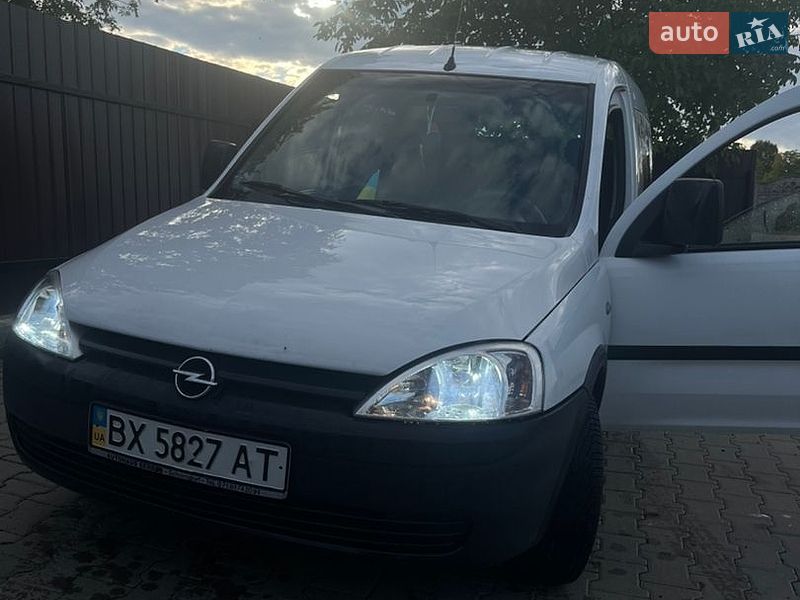 Мінівен Opel Combo 2003 в Чернівцях фото 3 Мінівен Opel Combo 2003 в Чернівцях