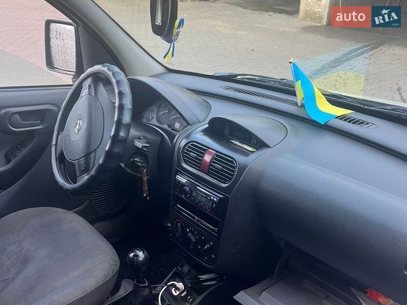 Мінівен Opel Combo 2003 в Чернівцях фото 9 Мінівен Opel Combo 2003 в Чернівцях