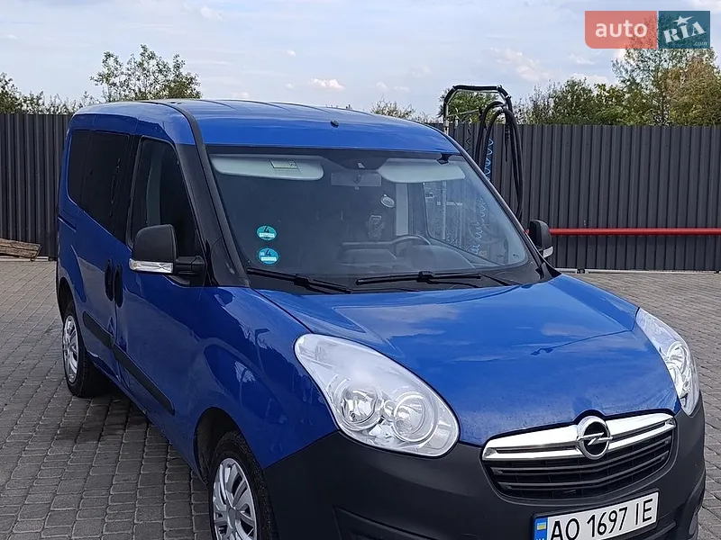Opel Combo 2012