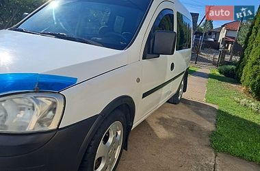 Мінівен Opel Combo 2004 в Тячеві