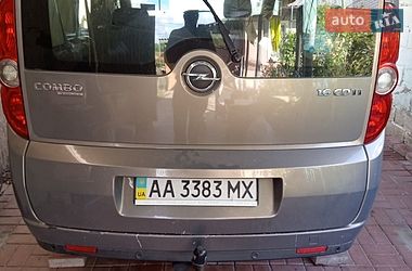 Минивэн Opel Combo 2011 в Макарове