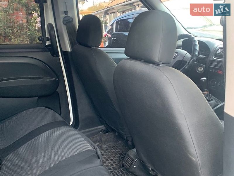 Мінівен Opel Combo 2016 в Богодухіву фото 10 Мінівен Opel Combo 2016 в Богодухіву