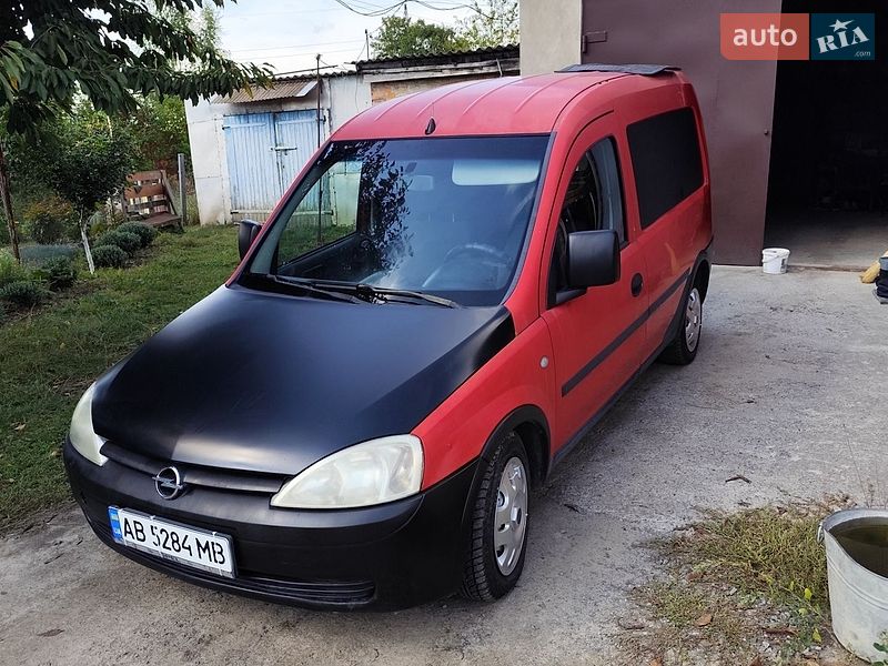 Минивэн Opel Combo 2005 в Гнивани