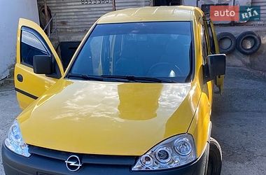 opel combo 2002 в Черновцы от профессионального продавца Максим Сергійович Андрийчук