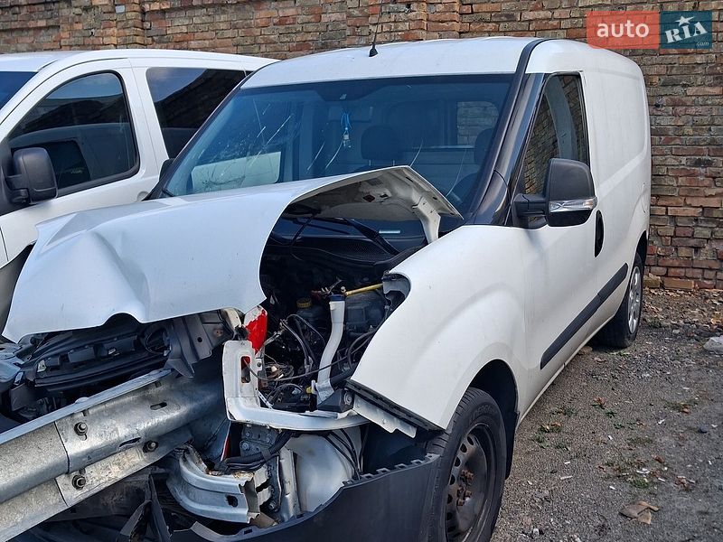 2015 Opel Combo, VIN W0L6ZYC1AG9578788:plate — фото 1 (autoria)