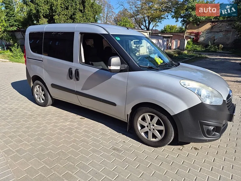 Opel Combo 2013