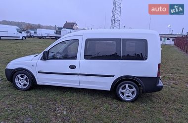 Минивэн Opel Combo 2002 в Калуше
