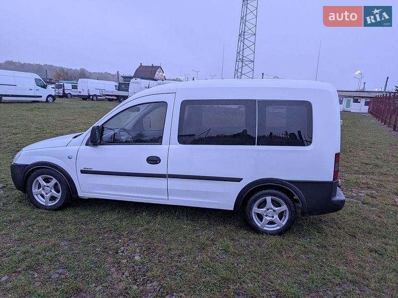 Минивэн Opel Combo 2002 в Калуше
