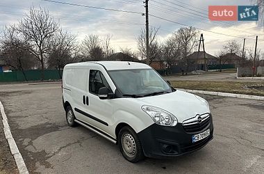 Грузопассажирский фургон Opel Combo 2012 в Пирятине