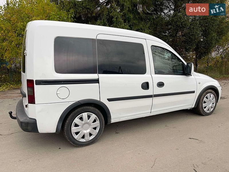 Мінівен Opel Combo 2006 в Теофіполі