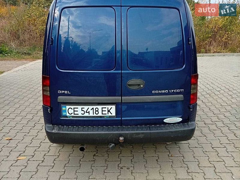 Минивэн Opel Combo 2009 в Черновцах