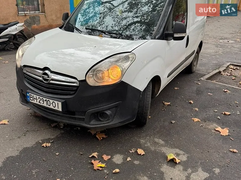 Opel Combo 2012