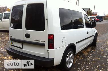 Универсал Opel Combo 2007 в Киеве