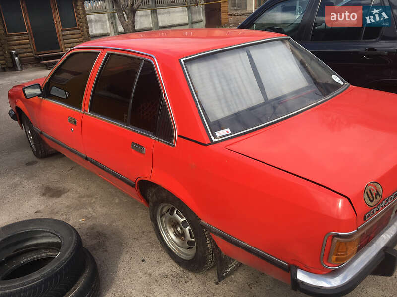 Седан Opel Commodore 1979 в Чернігові