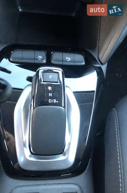 Хэтчбек Opel Corsa-e 2022 в 