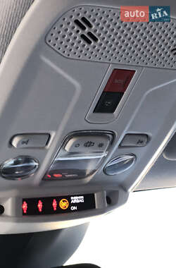 Хэтчбек Opel Corsa-e 2022 в 