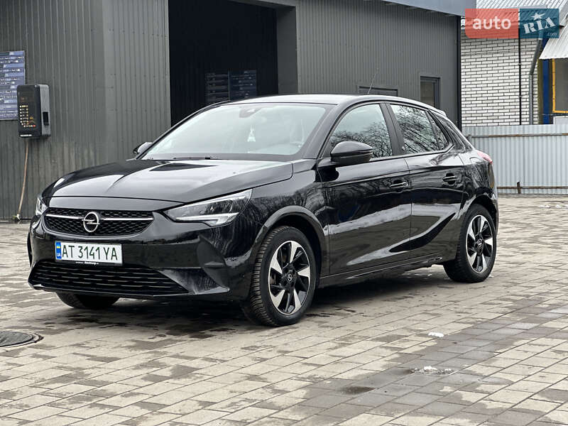 Хетчбек Opel Corsa-e 2022 в 