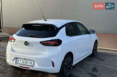 Хэтчбек Opel Corsa-e 2020 в 