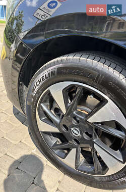 Хэтчбек Opel Corsa-e 2022 в 