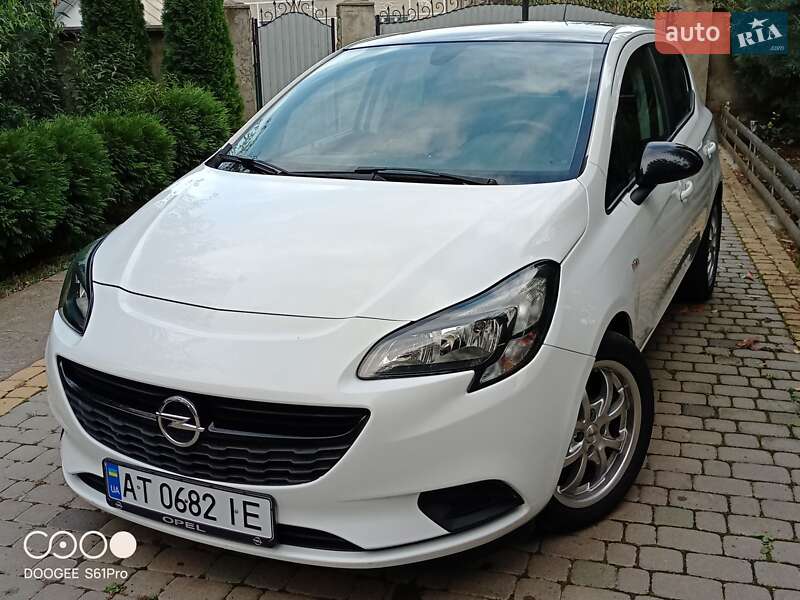 Хетчбек Opel Corsa-e 2016 в Снятині