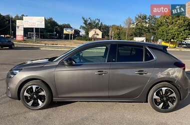 Хэтчбек Opel Corsa-e 2020 в 