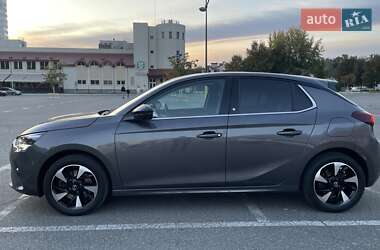 Хэтчбек Opel Corsa-e 2020 в 