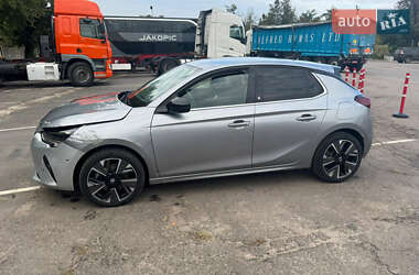 Хэтчбек Opel Corsa-e 2020 в 