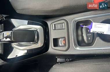 Хетчбек Opel Corsa-e 2020 в 