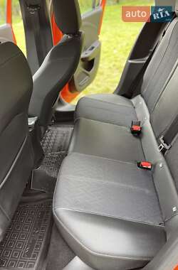 Хэтчбек Opel Corsa-e 2020 в 